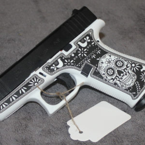 Glock 43x white & black skull